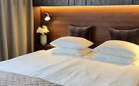 DOM Boutique Apartments - Old Town